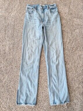 Abercrombie & Fitch The '90s Straight Ultra High Rise Split Hem Jeans 27 / 4R